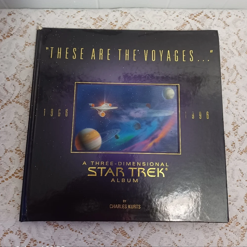 Vintage Star Trek Pop Up Book - Picture 1 of 10